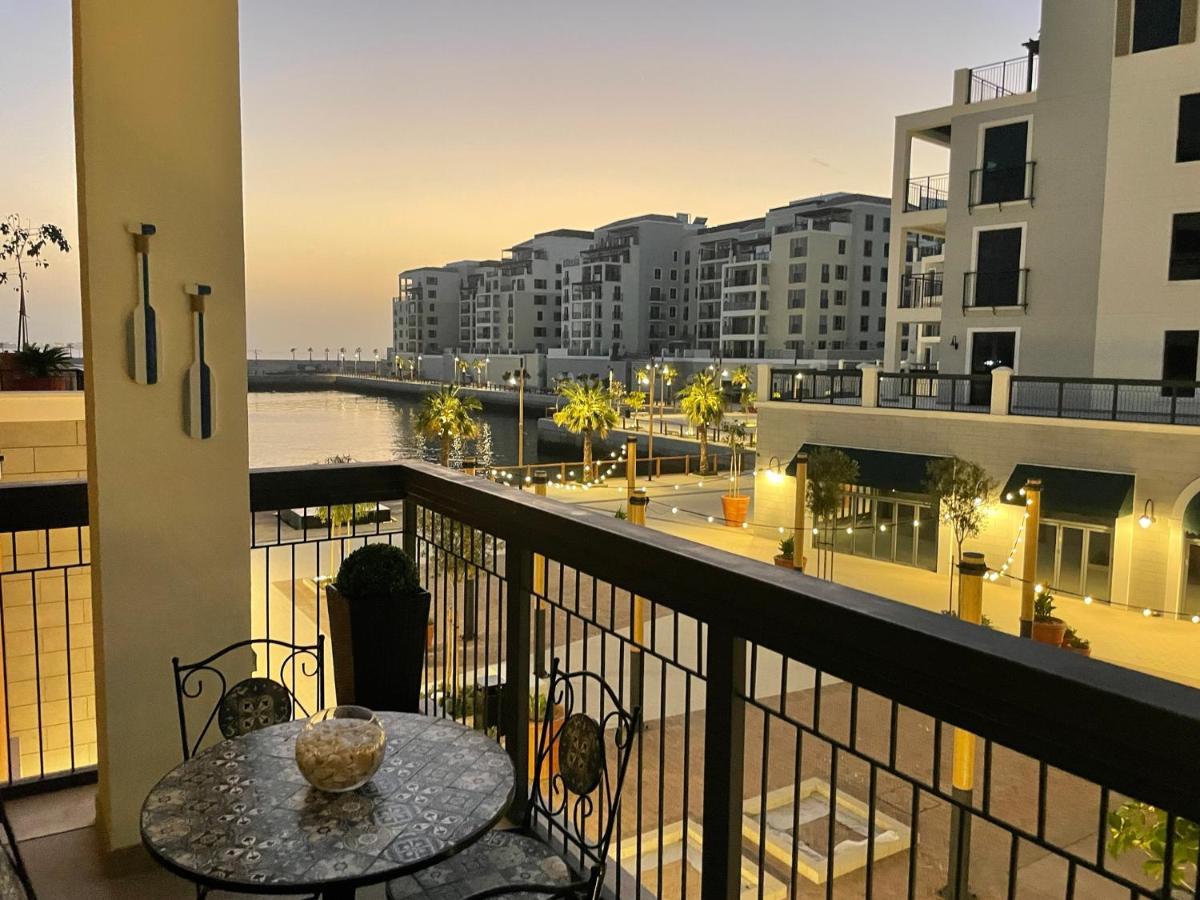 Ultimate Stay - 4 Beds - La Mer - Sunset Marina View Dubai Esterno foto